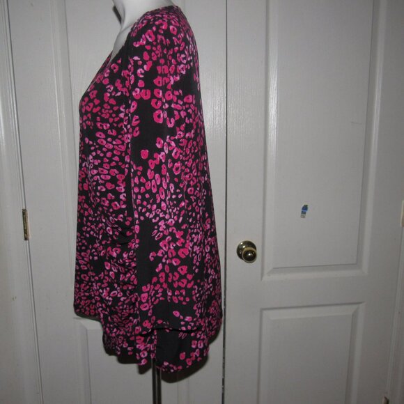 Jennifer Lopez Pink Leopard Print Drape Front Top 1X – Y2K Bold Statement Blouse - Picture 2 of 6